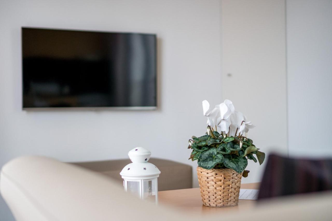 Welcome Madeira Apartments Фуншал Екстериор снимка